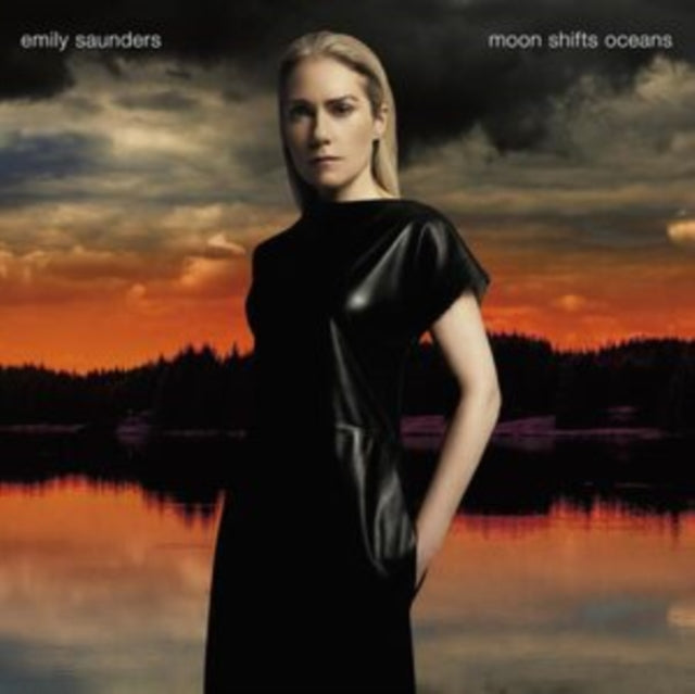 Saunders, Emily - Moon Shifts Oceans