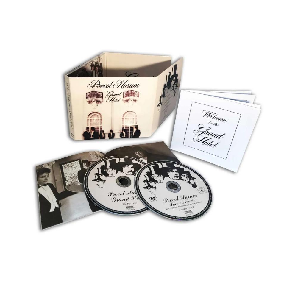 CD + DVD