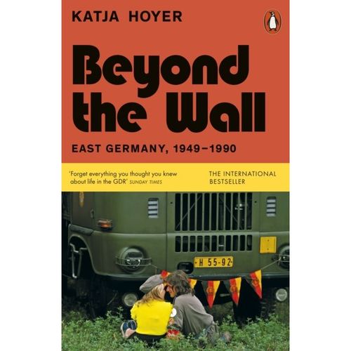 Hoyer, Katja - Beyond The Wall