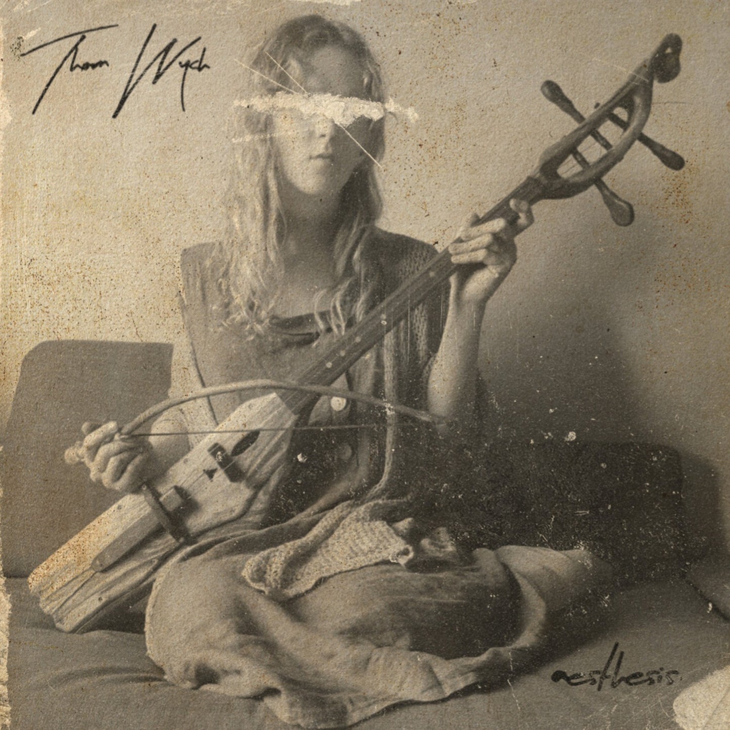 Wych, Thorn - Aesthesis